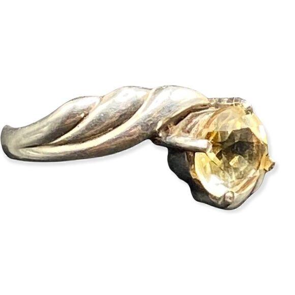 Sterling silver 925 twisted band with approximately 1.5 carat round citrine ring - Picture 3 of 7